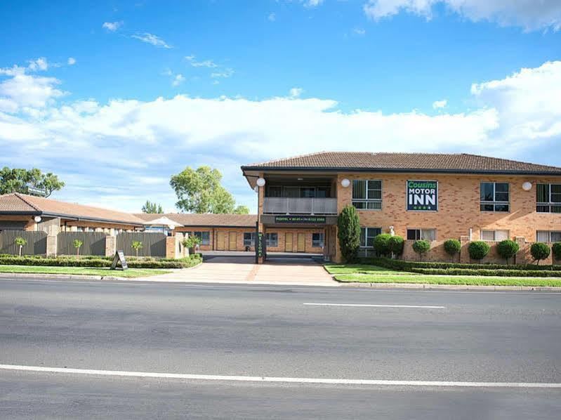 Cousins Motor Inn Інферел Екстер'єр фото